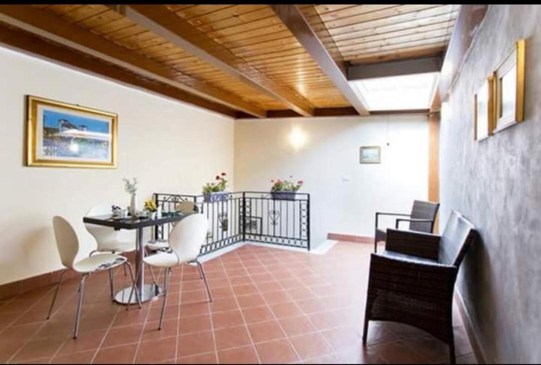 Palermo Centro Zoe Bed & Breakfast Exterior photo