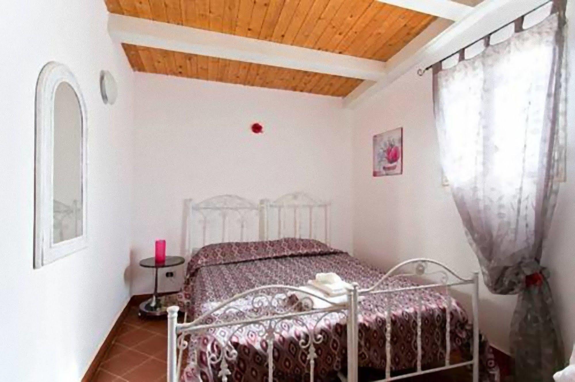 Palermo Centro Zoe Bed & Breakfast Exterior photo