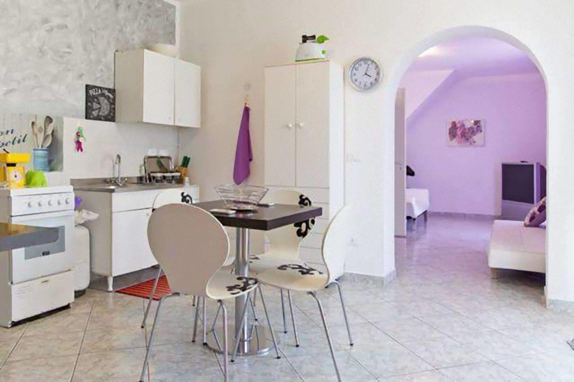 Palermo Centro Zoe Bed & Breakfast Exterior photo