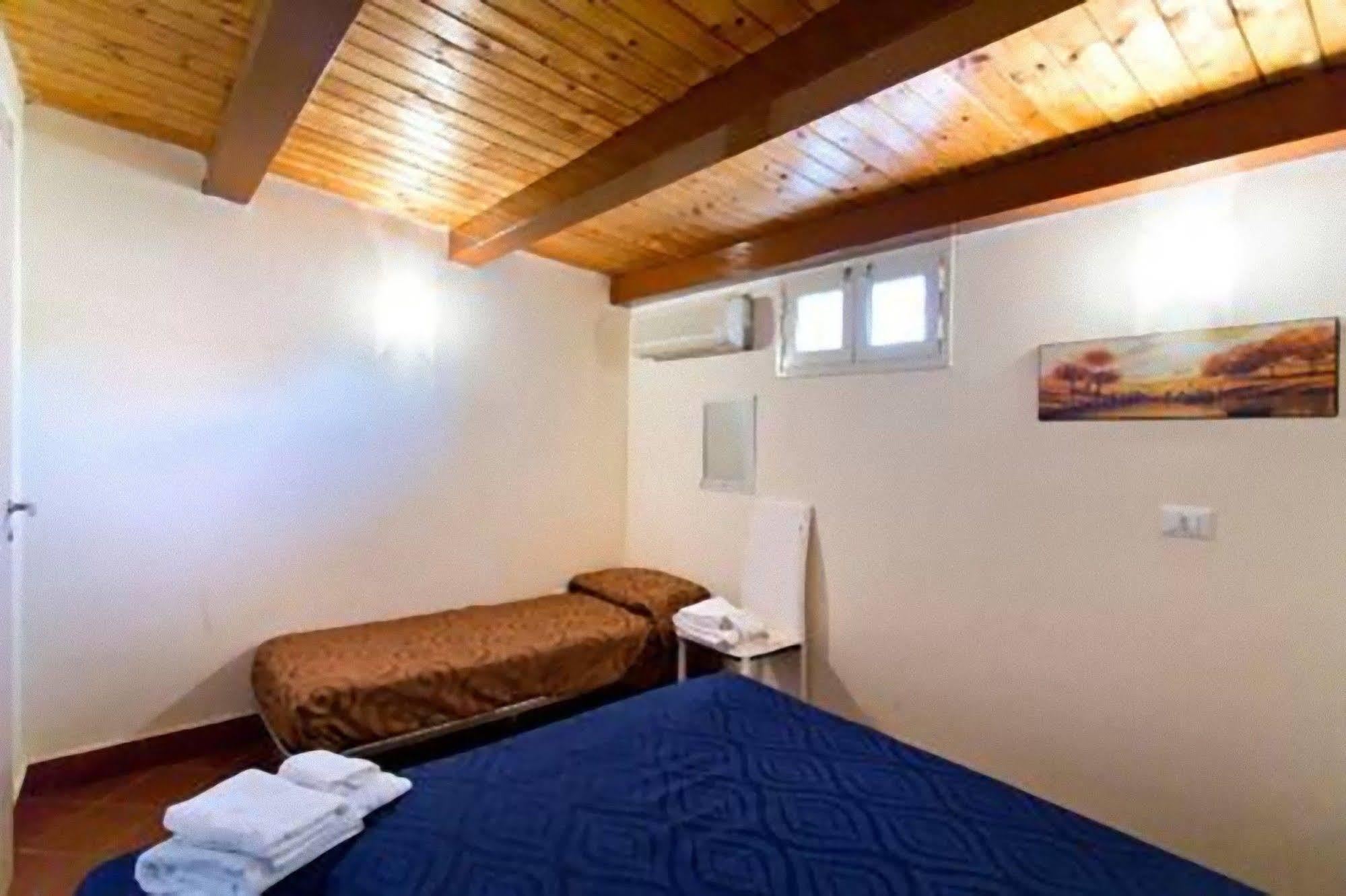 Palermo Centro Zoe Bed & Breakfast Exterior photo